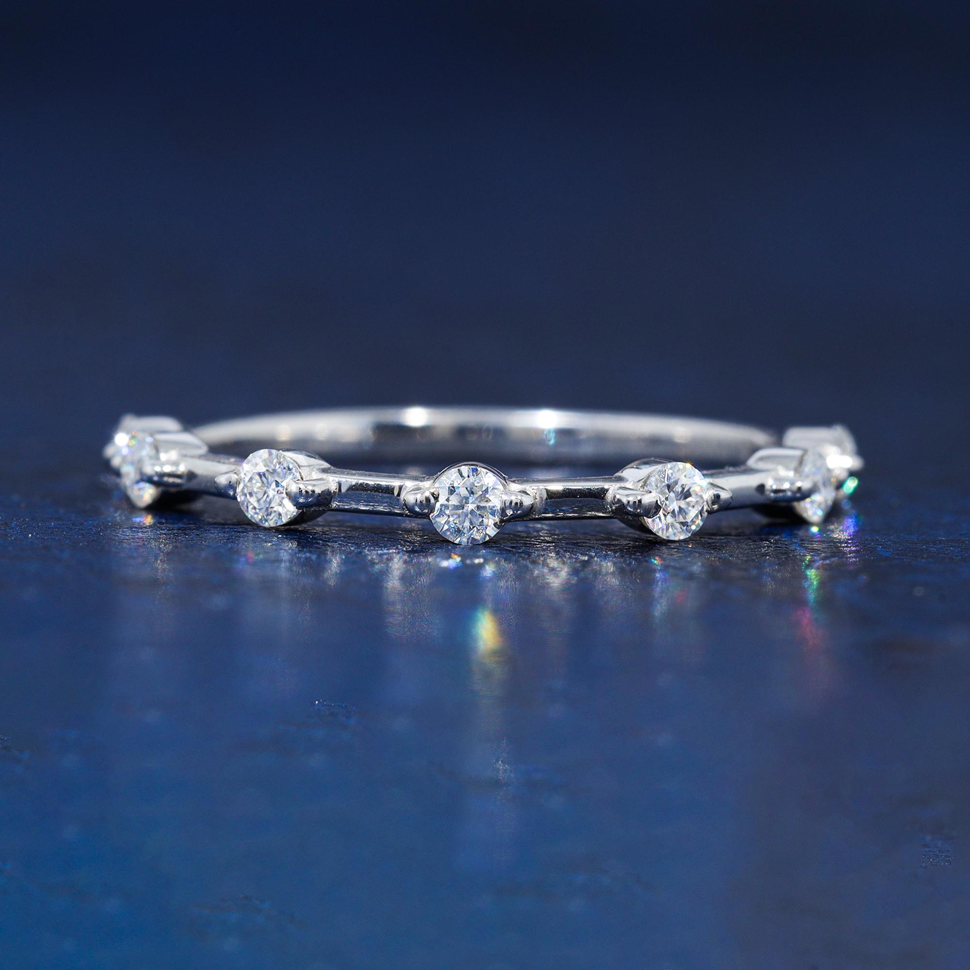 Silver Ring -Rainfall- シルバー リング フローティングバブルダイヤモンド結婚指輪 2.2 MM ラウンドモアッサ