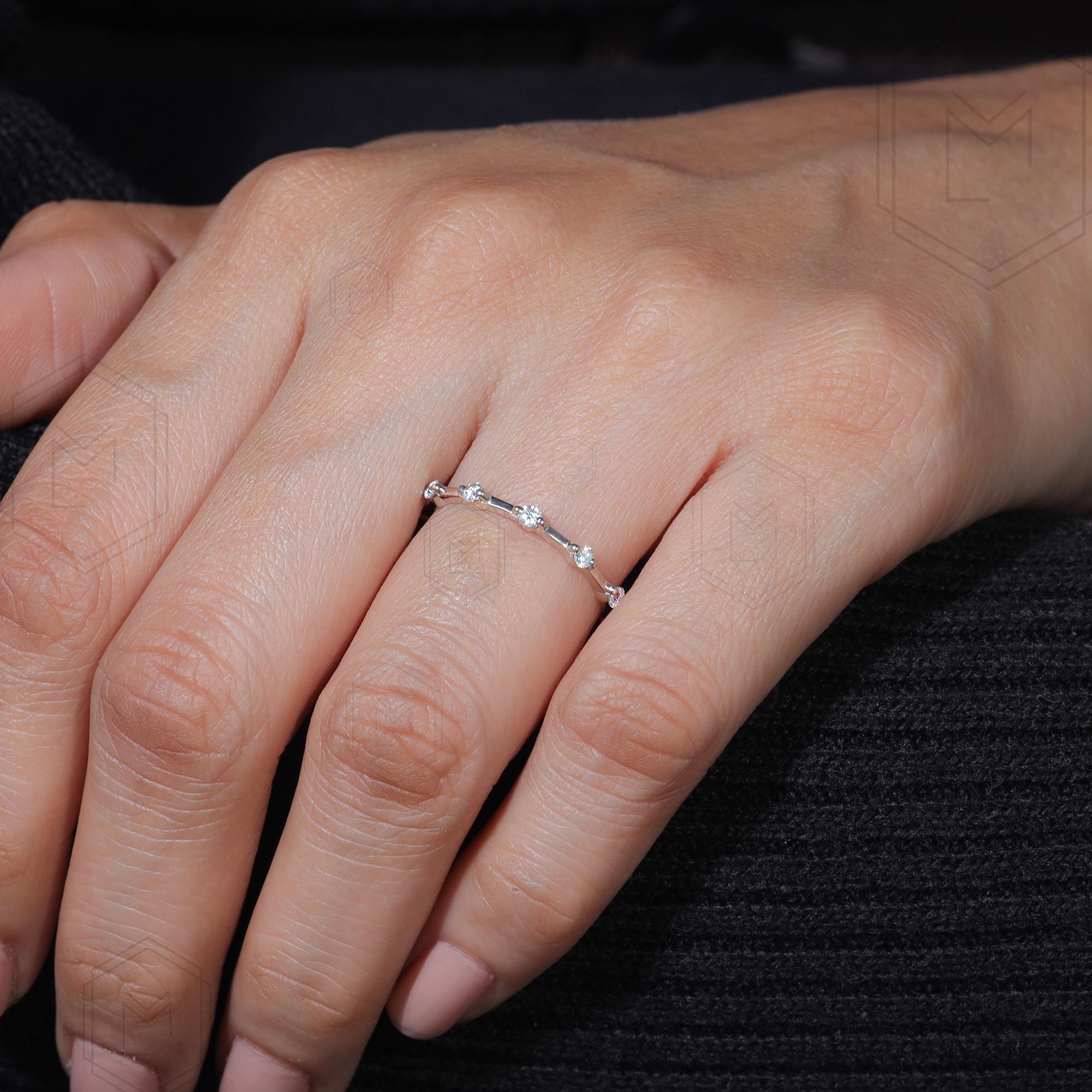 0.35 TW Round Cut Colorless Moissanite Wedding Band Bubble Prong