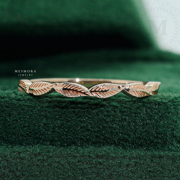 Vintage Style Leaf Wedding Band Gold Art Deco Vine Leaves Ring Nature Inspired Ring Gold Leaf Stacking Ring Unique Half Eternity branch Ring