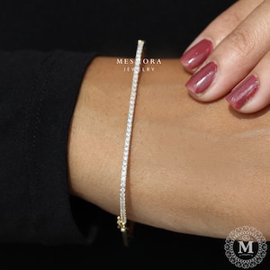 Brazalete cuadrado de moissanita, oro macizo de 14 quilates, brazalete de boda de moissanita, brazalete delicado, brazalete, pulsera, regalo para el Día de la Mujer