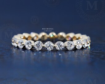 2.5mmモアッサナイト入り結婚指輪、14Kゴールド、ミッド幅エタニティ