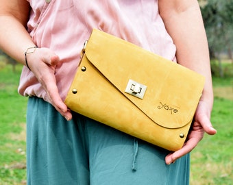 Wood leather bag yellow handcrafted bag. Crossbody women bag with olive wood. Durable bag from wooden leather bag for everyday clutch bag