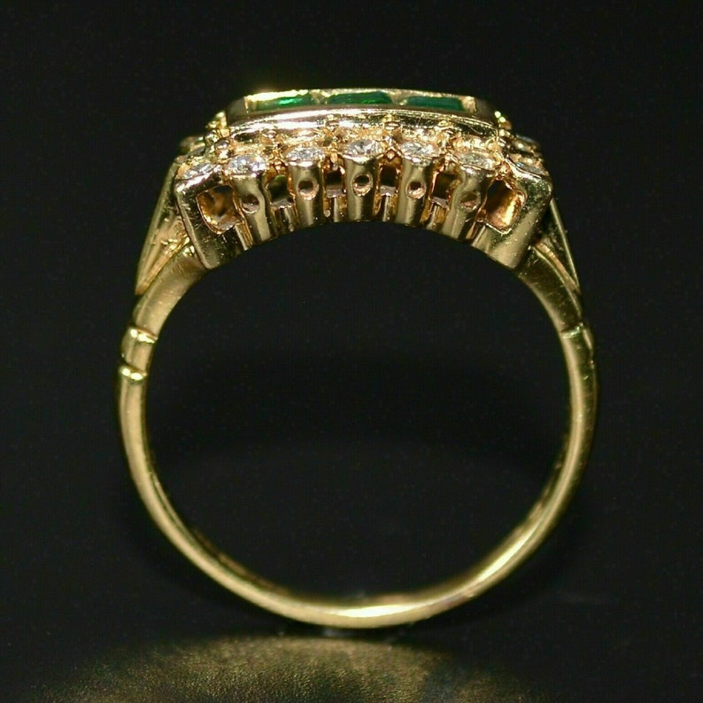 1.50 Ct Princess Cut Green Emerald and Simulated Cluster Wedding /& Engagement Band Ring 14k Yellow Gold Over in Sterling Silver