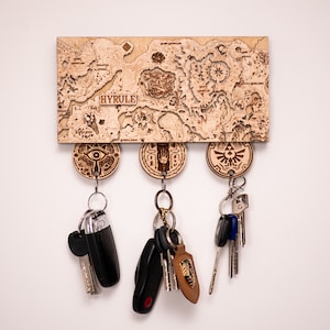 Hyrule 3D-sleutelhanger, natuurlijke editie • Gepersonaliseerd cadeau • Tears of the Kingdom 3D-sleutelhanger met sleutelhangers • Geeky-huisdecoratie