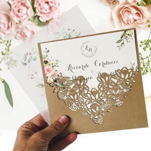 Invitations florales de mariage Couvertures découpées au laser Mariage rustique Invitation d'anniversaire floral écologiques avec des fleurs