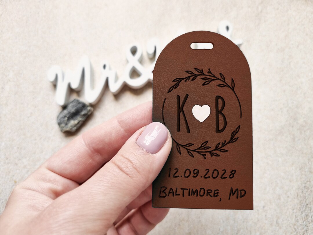 Personalized Wedding Luggage Tag, Heart Cut for Wedding Guests, Wedding