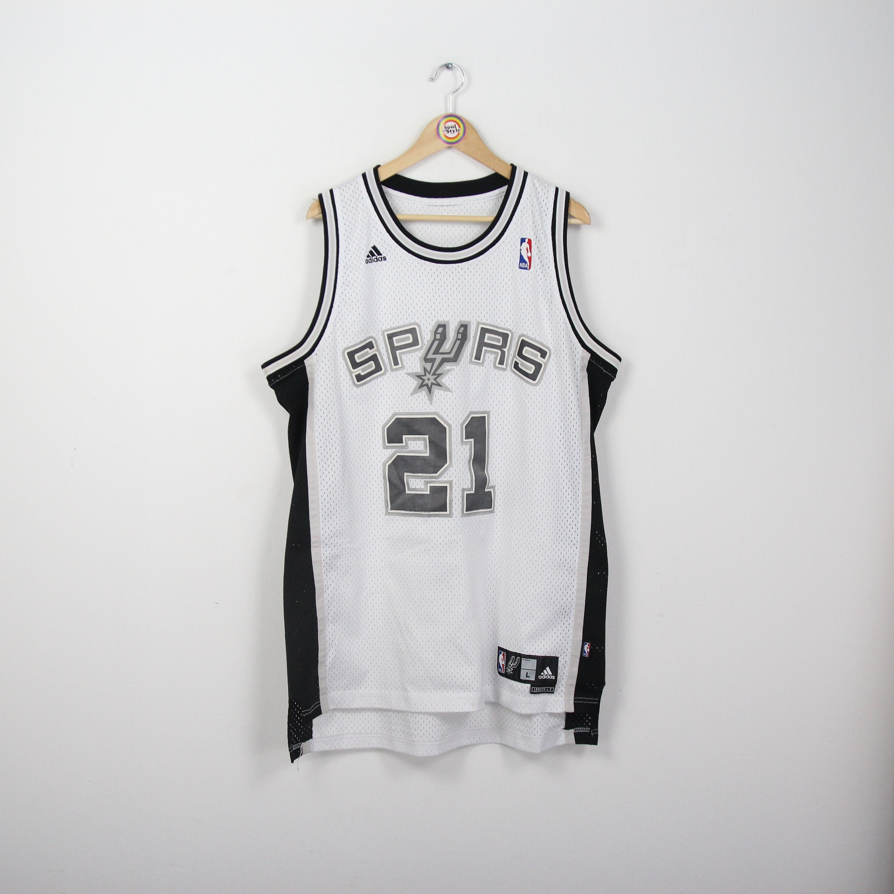Vintage 00s Black Adidas X NBA San Antonio Spurs Ginobli T-Shirt