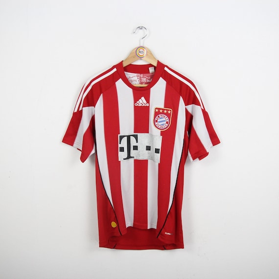 Vintage T-shirt Jersey Size S FC Bayern Munich Home 2010-11 10 11
