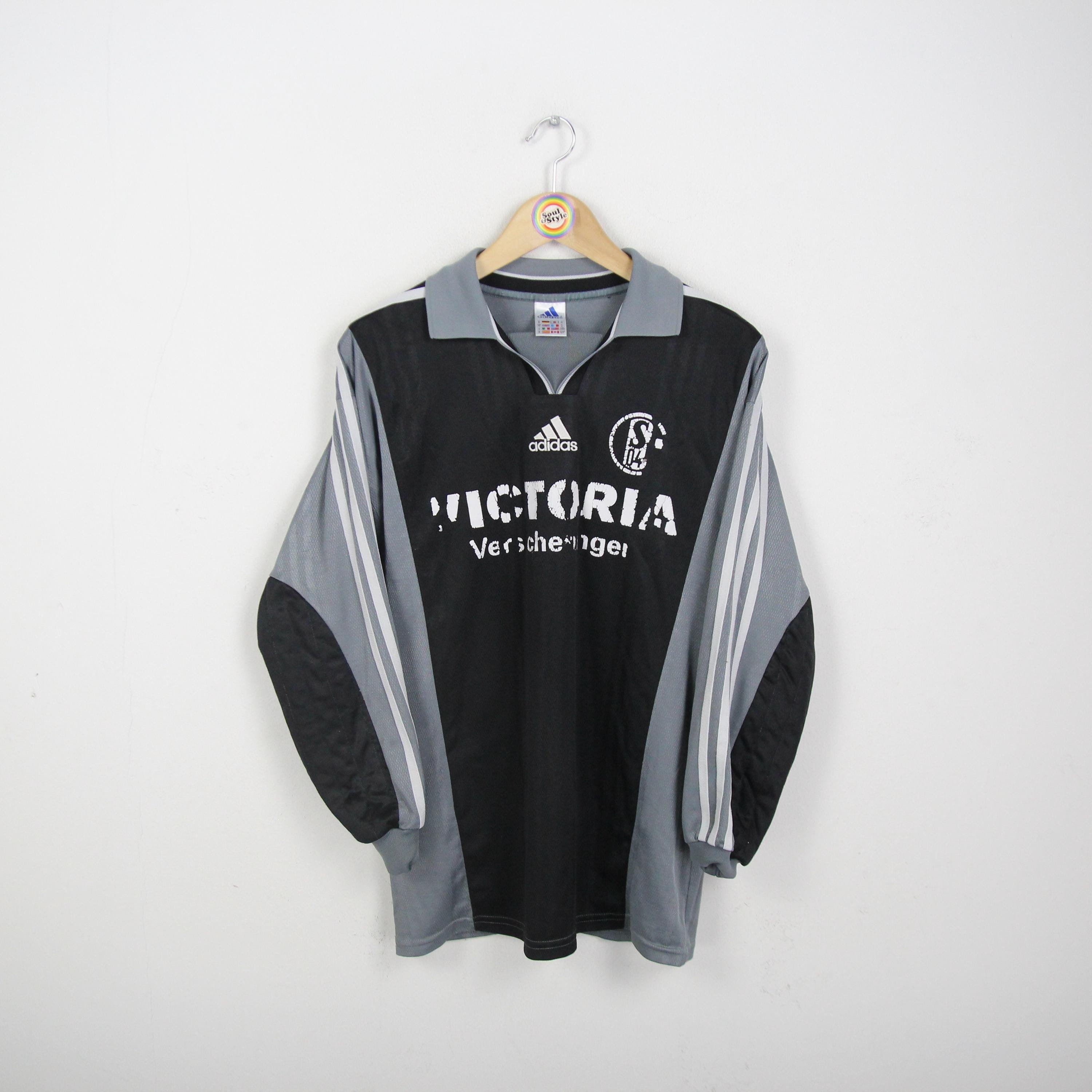 Vintage Goalkeeper Jersey T-shirt Jersey Size S-M Schalke 04 2001