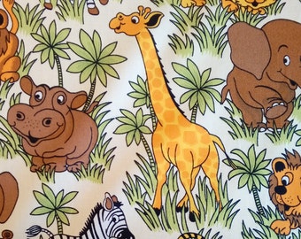 ROSE /& HUBBLE GREEN SAFARI ANIMALS FABRIC 100/% COTTON FAT QUARTERS