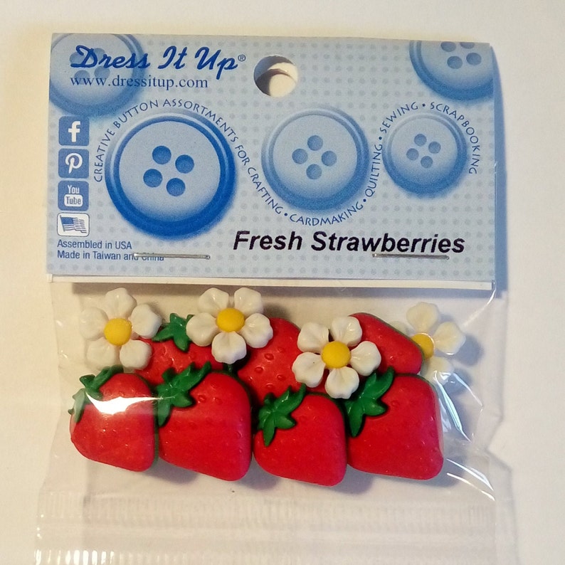 Fresh Strawberries Dress It up Novelty Craft Buttons Sewing Etsy UK