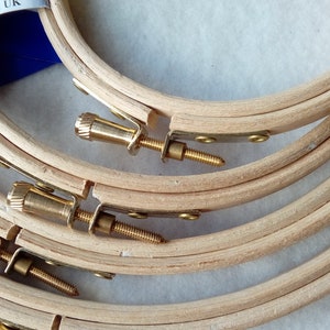 Cerceau à Broder En Bois 22,9 Cm - Parfait Pour La Broderie Et Le Point De Croix