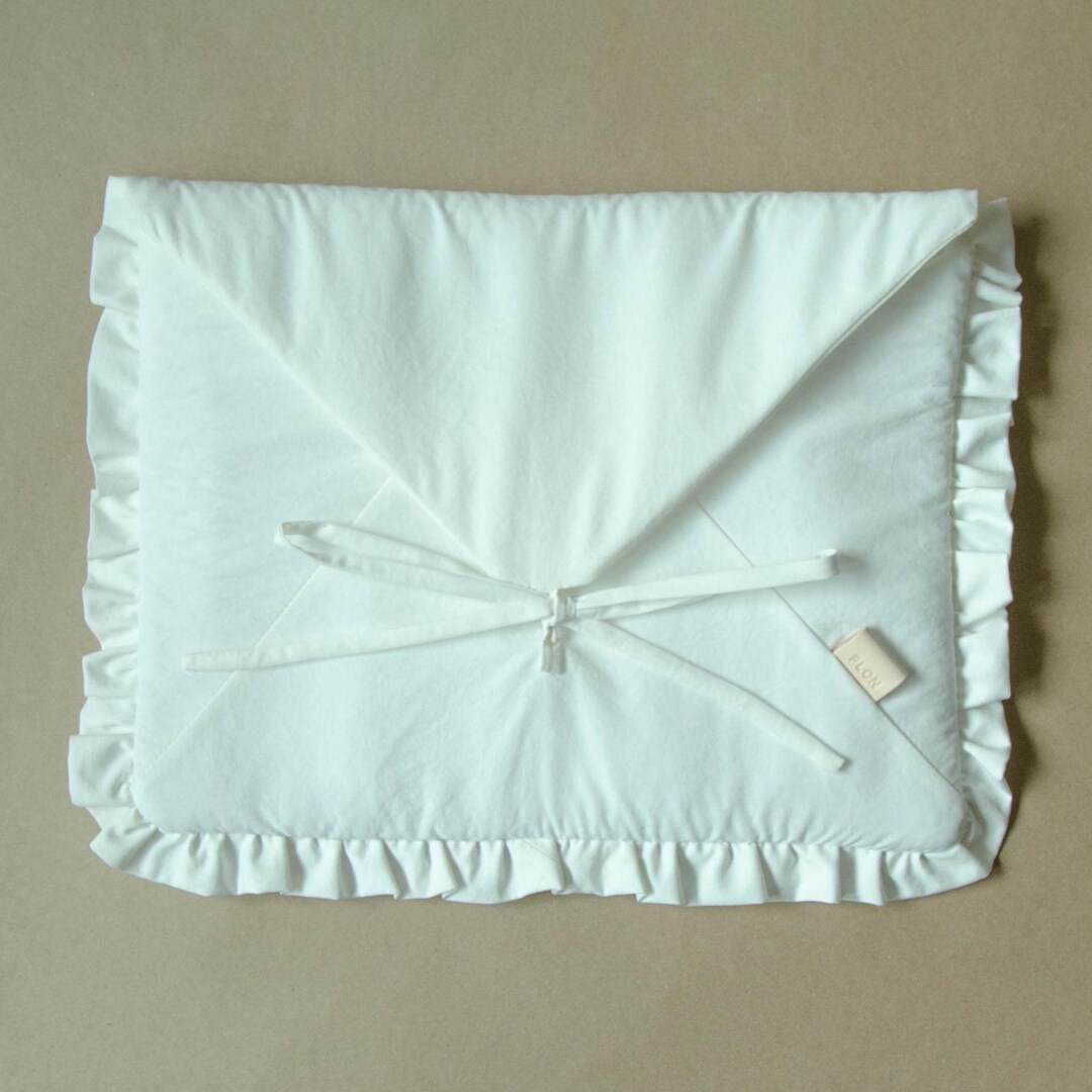 White Quilted Laptop Sleeve With Bow, Aesthetic Ruffle Edge MacBook ...