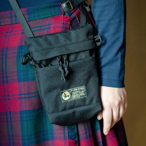 Sac à bandoulière noir pour téléphone unisexe, fabriqué à la main en Cordura, petit sac pour téléphone portable, sac à main compact multipoches à bandoulière, cadeau pour homme