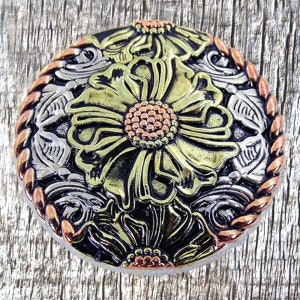 Llano Floral 1-1/4 Inch Concho