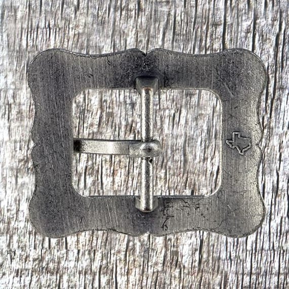 ANTICA FIBBIA LIBERTY CON GIGLIO – Mondo Monete - Foto 8