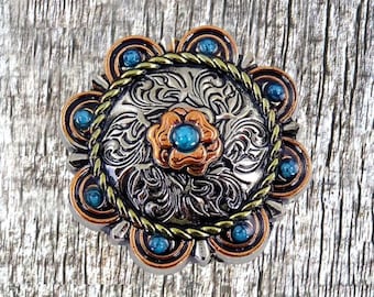 Engraved City Slicker Turquoise Cabochon 1 Inch Concho
