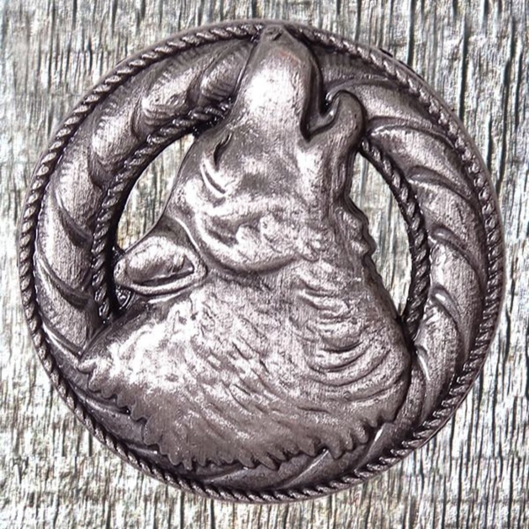Howling Wolf 1 Inch Concho - Etsy