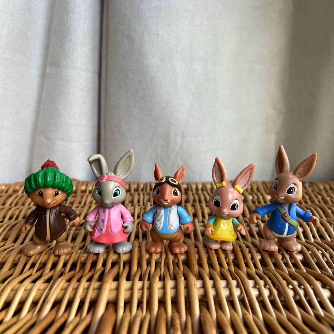 Peter Rabbit Posable Figures Peter Benjamin Cottontail Lily