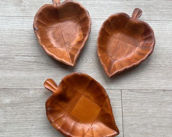 Vintage Wooden Woven Leaf Shaped Mini Trinket Trays Set x3