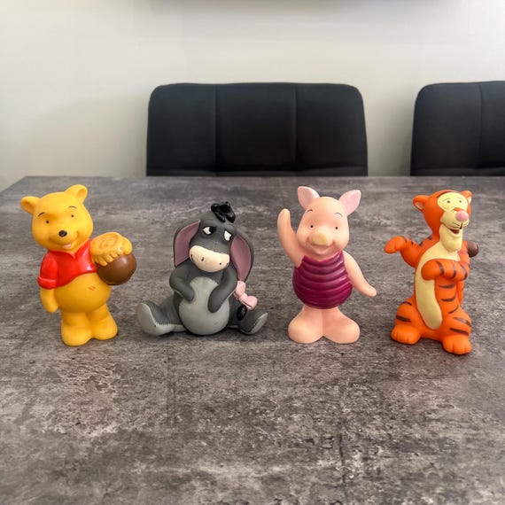 Disney Winnie The Pooh And Friends Bath Toy Action Figures Bath
