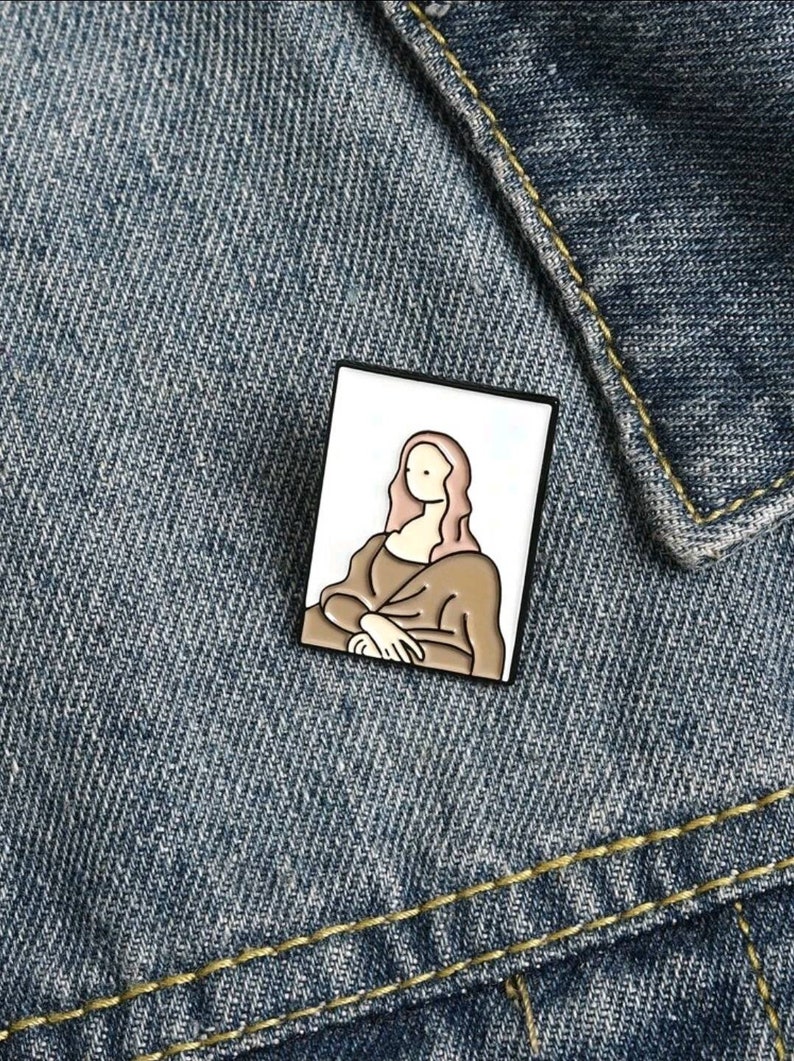 Mona Lisa Enamel Pin