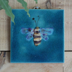 Hand decorated Bee  hanging art tile , ceramic wall art, hanging picture tile , ceramic wall decoration