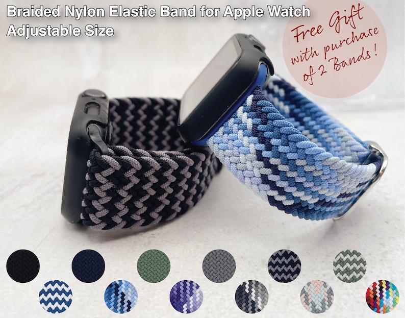 Pode incluir: Pulseira el&aacute;stica de nylon tran&ccedil;ado para Apple Watch em preto e cinza com padr&atilde;o chevron. A pulseira &eacute; ajust&aacute;vel e vem com um presente gr&aacute;tis na compra de duas pulseiras. A imagem mostra uma variedade de op&ccedil;&otilde;es de cores para a pulseira.