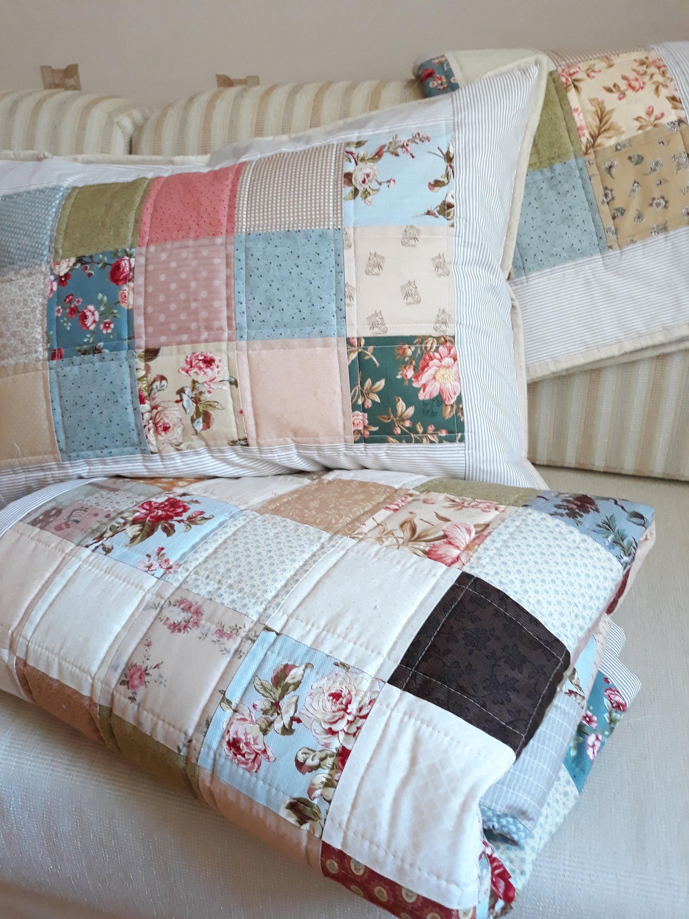 Queen size patchwork quilt. Bed cover. Rustic quilted Etsy