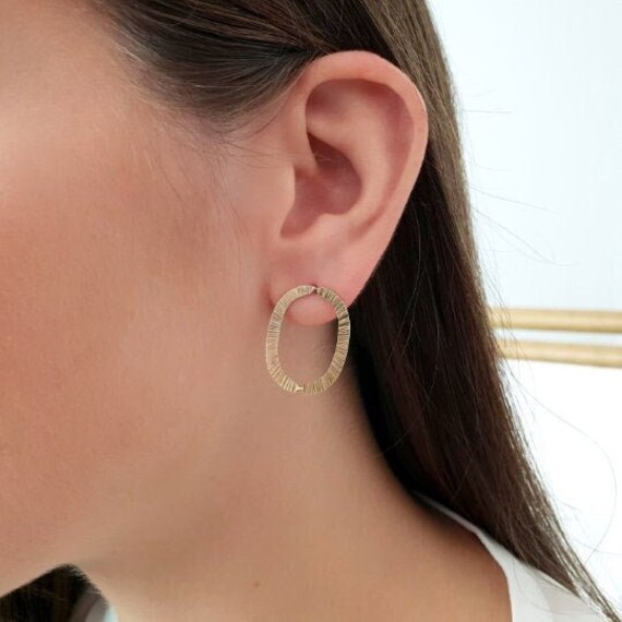 Minimalist Gold Earrings 14k / Solid Gold Earrings / Oval Hoop Etsy