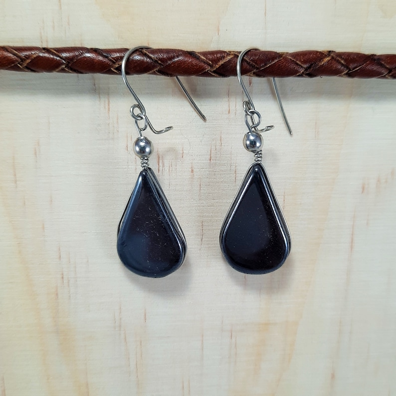 Earrings Drop in Precious Precious Stone Hematite