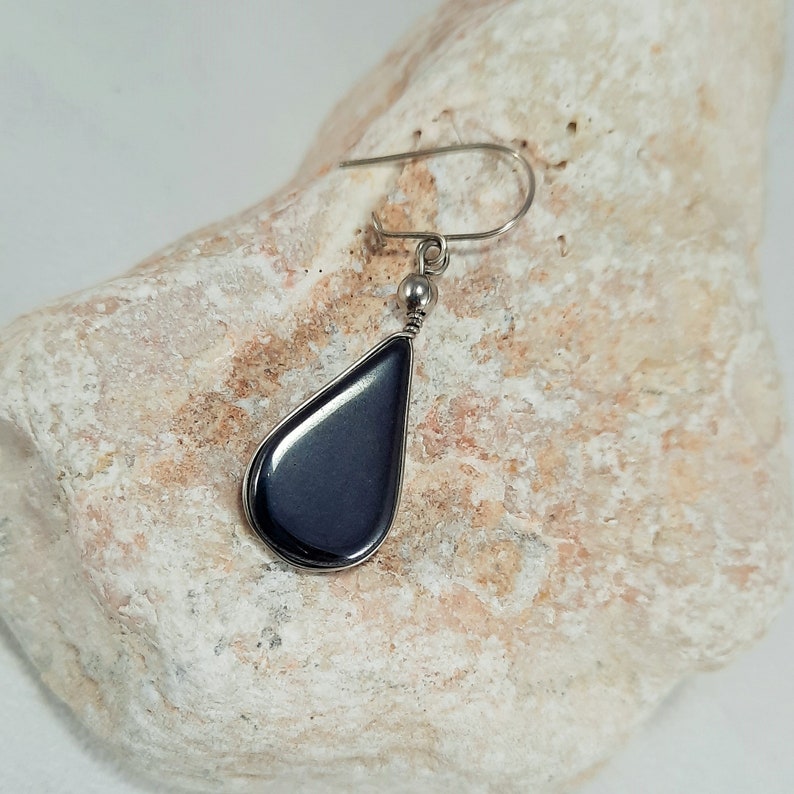 Earrings Drop in Precious Precious Stone Hematite