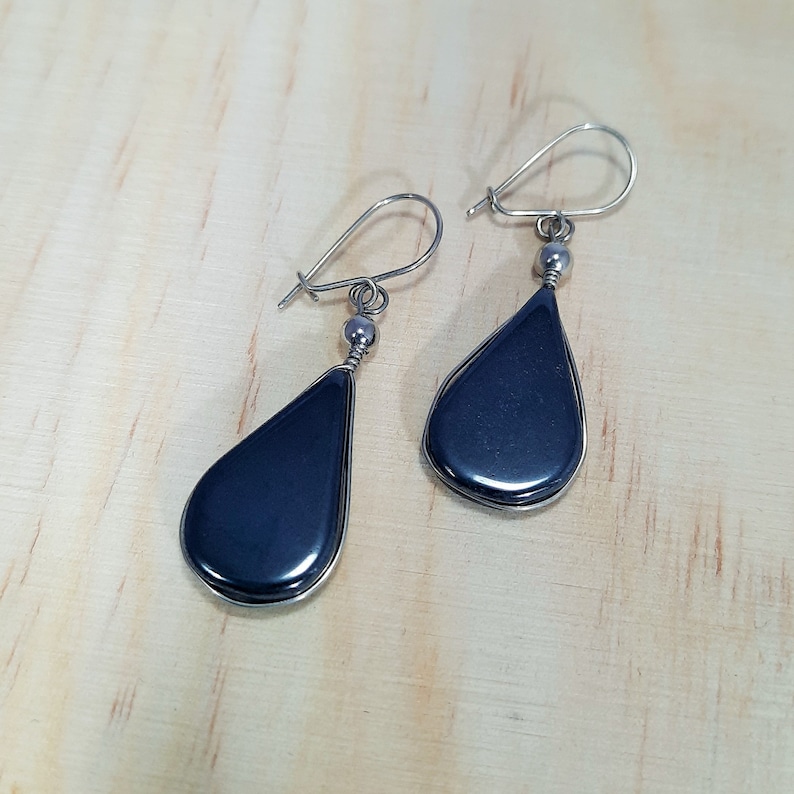 Earrings Drop in Precious Precious Stone Hematite