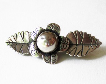 Beautiful Deco Era Early Taxco Flower and Leaves 980 Silver Brooch