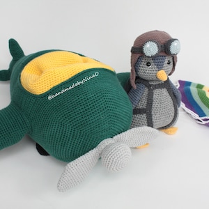 ENGLISH CROCHET PATTERN: Airplane for Edvind the Penguin| Handmade toy| Airplane