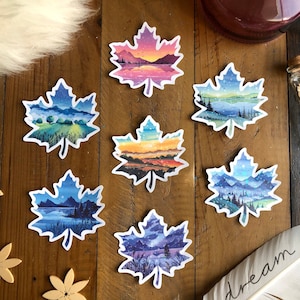 Sieben zauberhafte Ahornblatt-Sticker mit Glitzer als Weihnachtsgeschenk oder für den Adventskalender, perfekt zum Sammeln im Stickeralbum