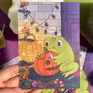 Carte d’Halloween Froggie | Carte postale d’Halloween | Carte d'Halloween sur le thème de la grenouille