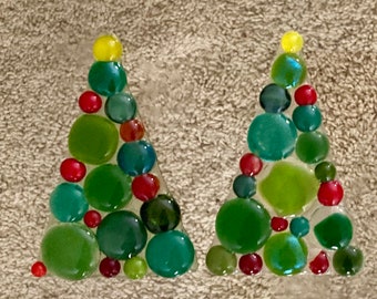 Bubbly green & red tree ornaments | fused glass