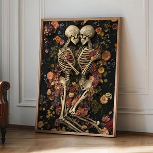Romantisches Skelett Kunstdruck mit buntem Blumenmuster – Gothic Home Decor – Einzigartiges Paar Wandbild – Schädelästhetik Poster, Geschenkidee