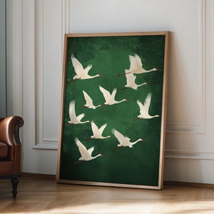 Stampa di gru volanti in stile Japandi, poster di uccelli bianchi e verdi, elegante galleria d'arte murale, opera d'arte in stile giapponese vintage, stampa di gru volanti