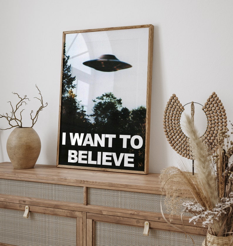 I Want to Believe vintage poster, Sci-fi poster, UFO print, Living Room Print, Retro sci fi art, I want to believe X files, Science poster imagem 3