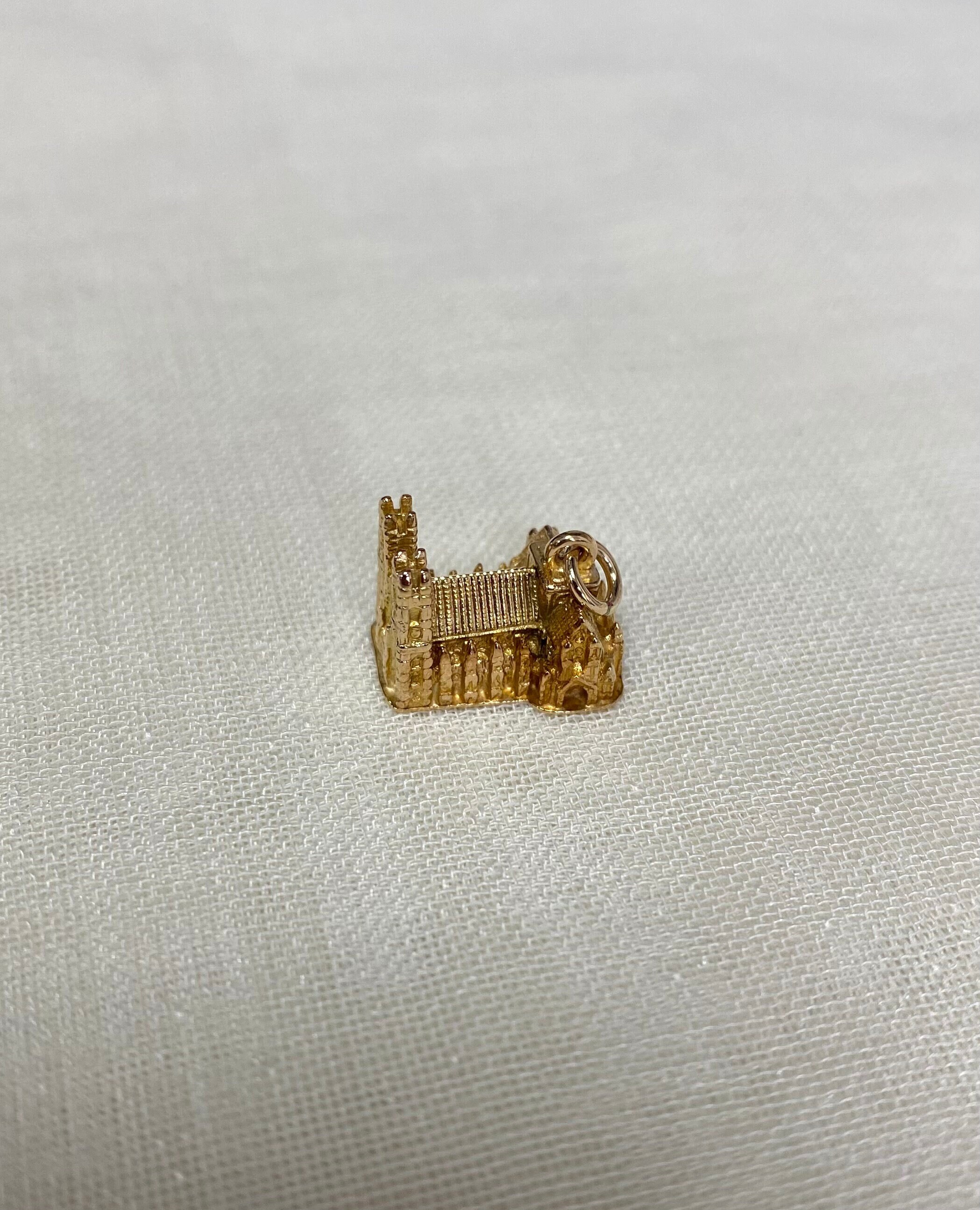 Vintage 9 Karat Gelbgold Westminster Abtei Anhänger, Hallmark Birmingham 1979