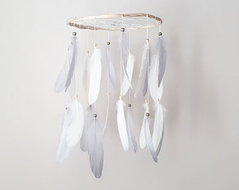 Feather Mobile for Nursery, Neutral Baby Mobile, Mobile Dreamcatcher for Boy, Woodland Mobile, Boho Baby Mobile, Neutral Baby Mobile