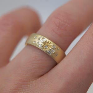 Heart Wedding Band,Heart Wedding Ring,Heirloom Ring,Heart Promise Ring,Sacred Heart Ring,Anatomical Heart Ring,Alternative Wedding Ring image 2