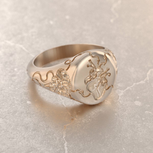 Anillo anatómico del corazón, anillo chevalier, Chevaliere Femme, hombres de anillo gótico, anillo de signos de corazón, bolo boho