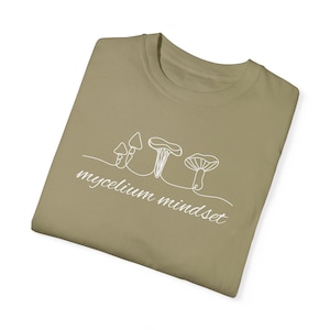 Mycelium Mindset Unisex Tee