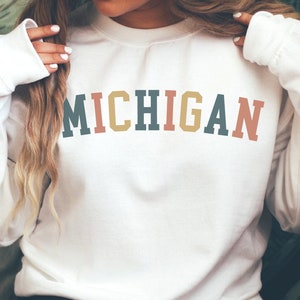 Michigan Sweatshirt, Retro Michigan Sweater, Vintage Sweatshirt, Michigan Shirt, Michigan Crewneck, State Sweatshirt, Cute Sweatshirt