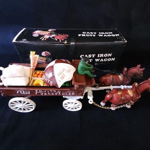 Vintage Cast Iron Fresh Fruits & Vegetables Horse Drawn Cart Carriage Wagon Toy