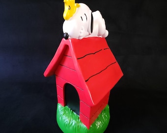 Peanuts Snoopy and Woodstock on Doghouse 12″ Tall Garden Statue Figure Rare