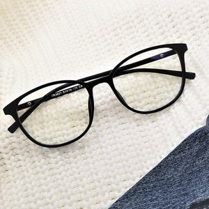 Blue Light Blocking Glasses: Matte Black Frame, Unisex